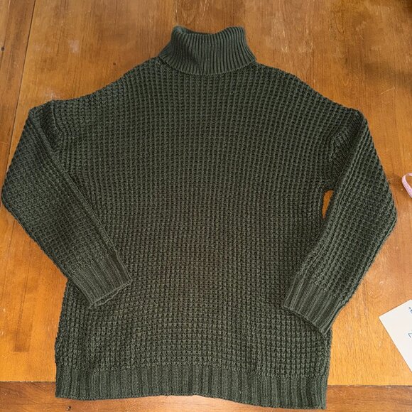 H&M Chunky Knit Waffle Turtleneck Sweater Dark Green - Picture 2 of 8